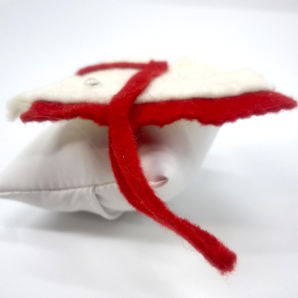Felt Horse Head Ornament White Red Trim 3 inches - Picture 6 of 9